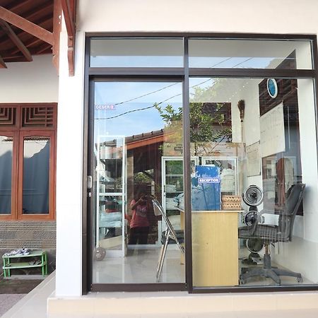 Malino Homestay Gili Trawangan Exterior foto