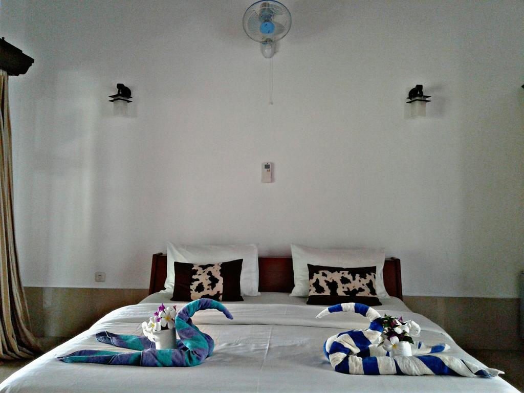 Malino Homestay Gili Trawangan Exterior foto