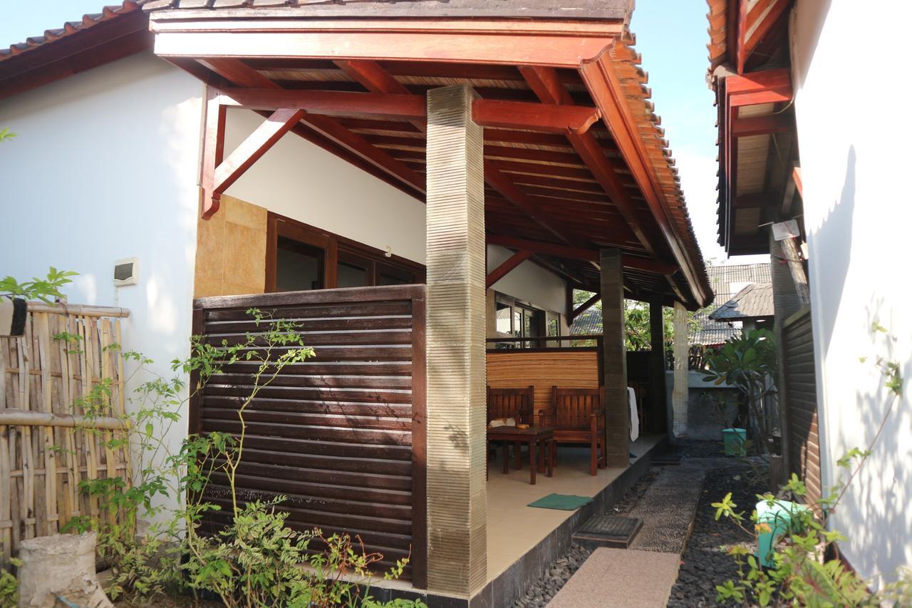 Malino Homestay Gili Trawangan Exterior foto