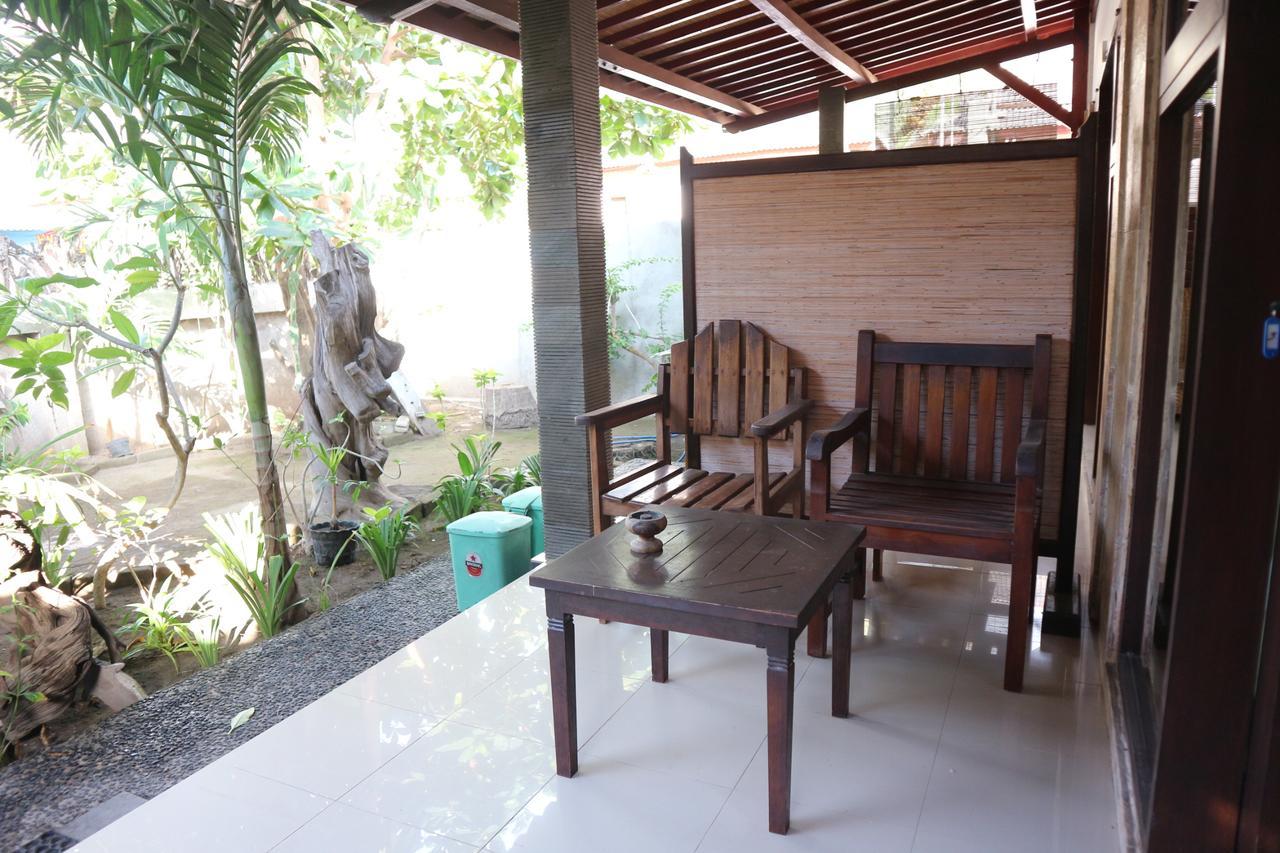 Malino Homestay Gili Trawangan Exterior foto