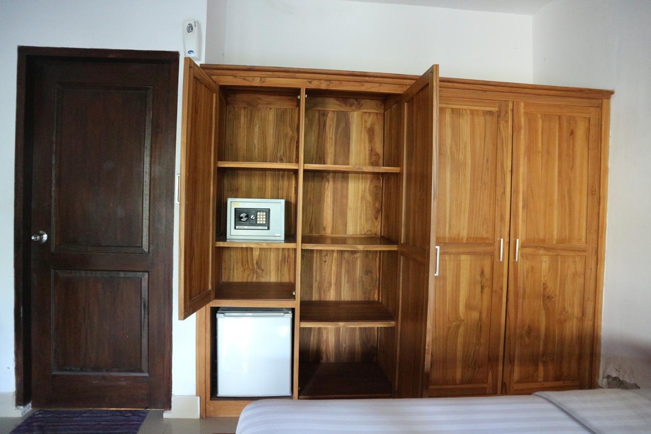 Malino Homestay Gili Trawangan Exterior foto